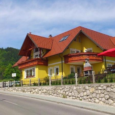 Apartments And Rooms With View On Блед Екстер'єр фото